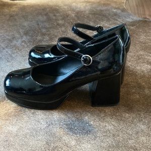 Steve Madden Patent Chunky Platform Shoes Black Size 9
